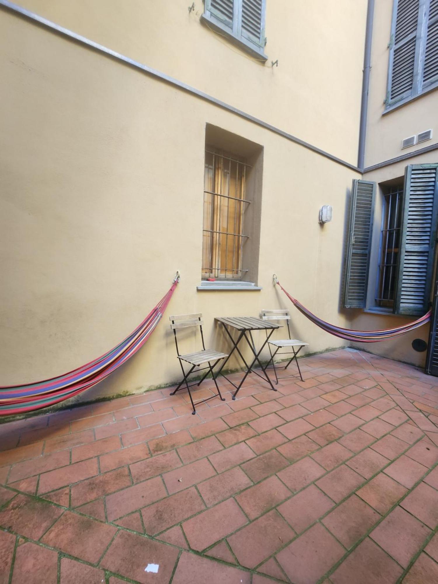 Appartamento Bologna Centro Con Giardino Luaran gambar